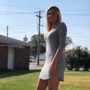 Meet your Posher, Kayla